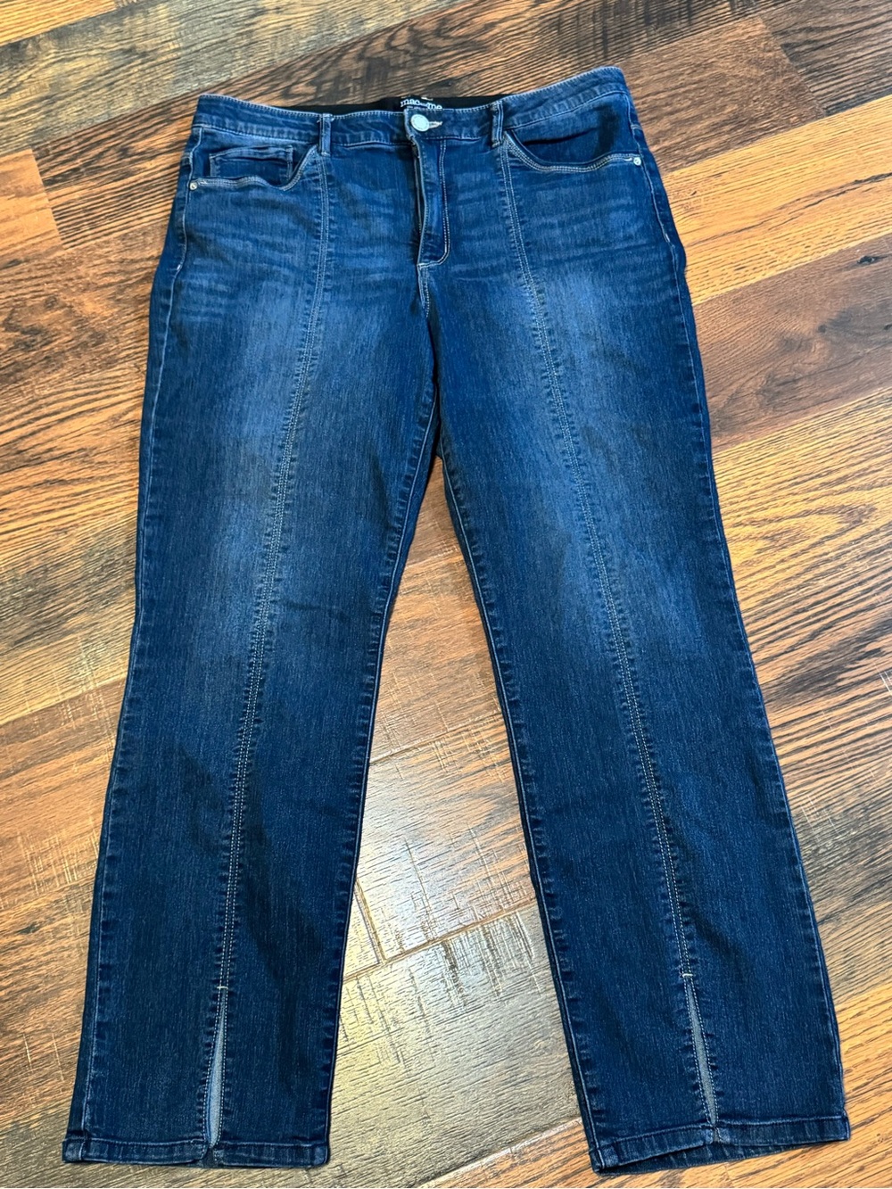 Classic Mac & Me Straight-Leg Jeans in Dark Blue